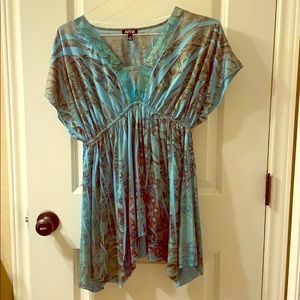 Floral stretchy top